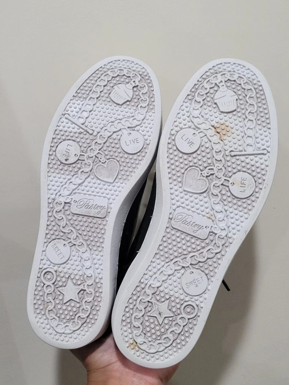 Kids Black and White Shell-Toe Sneakers - Classic Casual Style Pastry POP Tart🩰